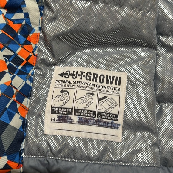 EUC Columbia Omni-Heat insulated winter jacket size Medium with Outgrow System - Picture 5 of 6